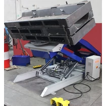 Hidraulikus emelésű manipulátor 3t - 3 tengelyes forgató-pozícionáló